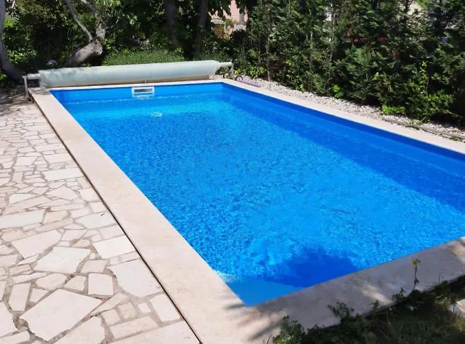 Neroli Krk Town